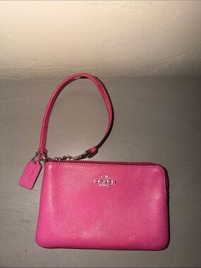 COACH Hot Pink Leather Wristlet Clutch